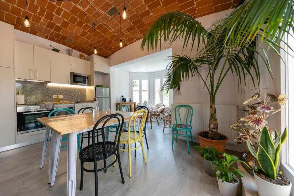 Newly Renovated Room W Pool & Bikeparking Χιρόνα Εξωτερικό φωτογραφία
