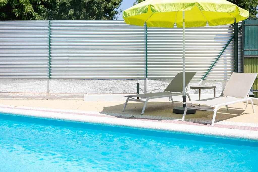 Newly Renovated Room W Pool & Bikeparking Χιρόνα Εξωτερικό φωτογραφία