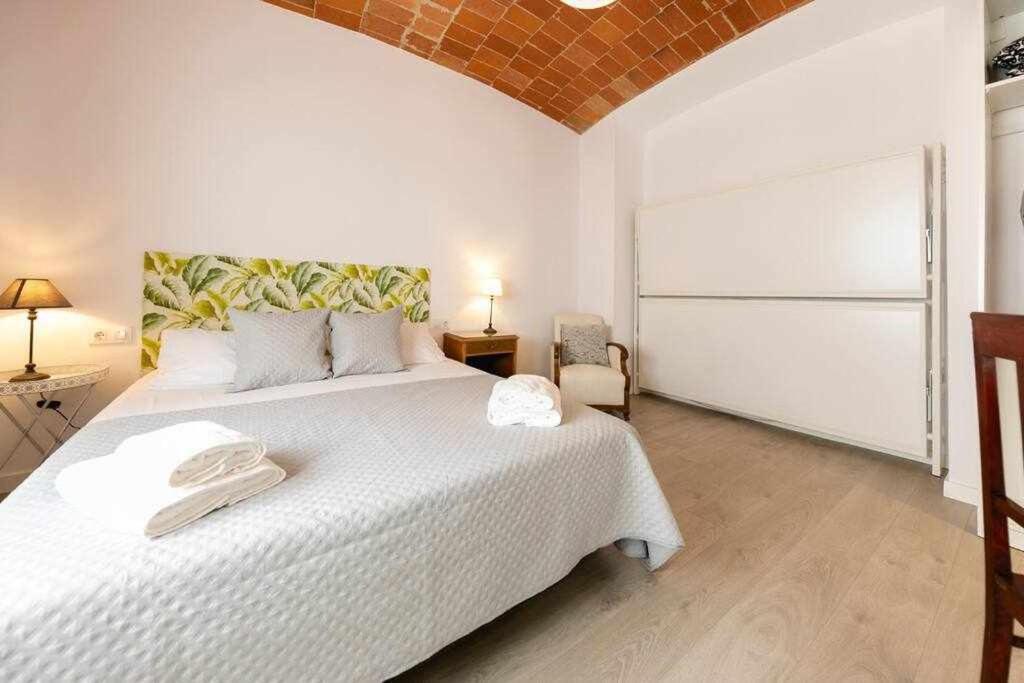 Newly Renovated Room W Pool & Bikeparking Χιρόνα Δωμάτιο φωτογραφία