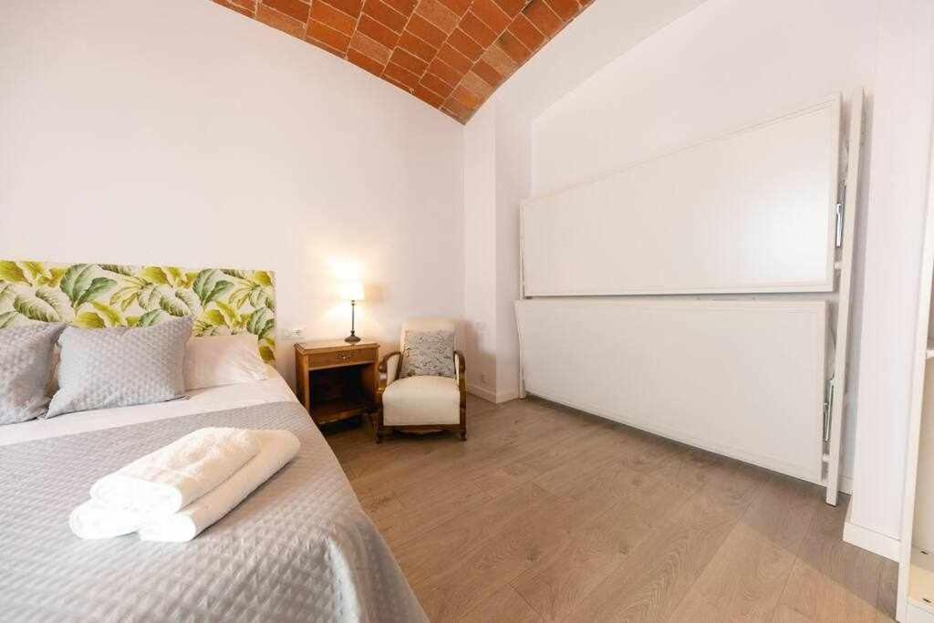 Newly Renovated Room W Pool & Bikeparking Χιρόνα Δωμάτιο φωτογραφία