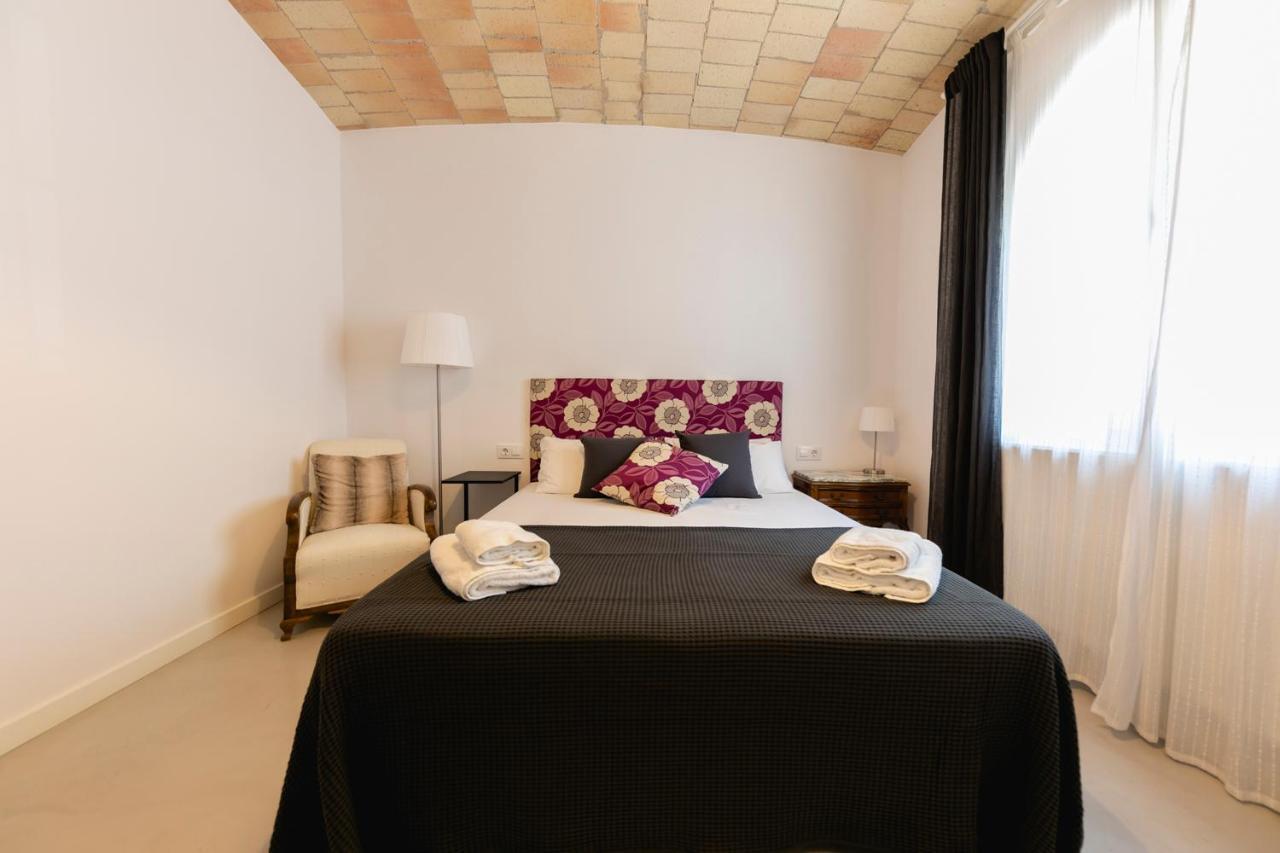 Newly Renovated Room W Pool & Bikeparking Χιρόνα Εξωτερικό φωτογραφία